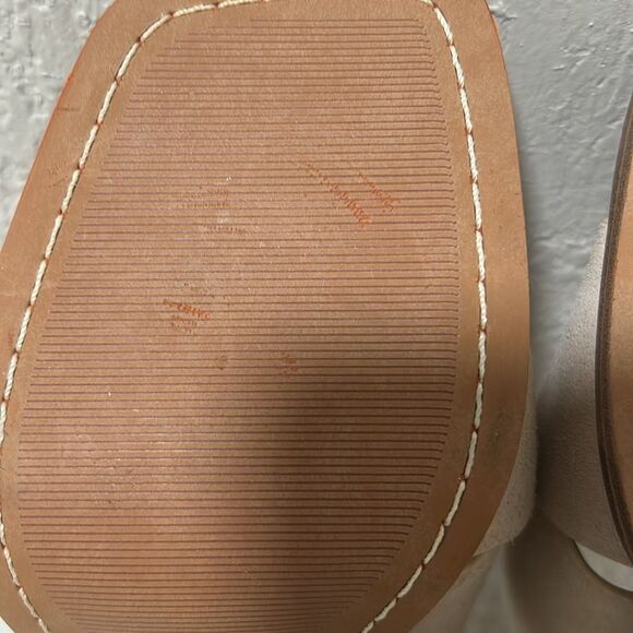 Marc Fisher LTD Women's Size 5.5 Barli Block Heeled Sandal Mules Light Natural - Picture 5 of 9